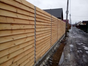 Деревянный забор елочка 150 метров фото в Ейске