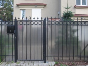 Сварные заборы с поликарбонатом 60 метров фото цена за метр